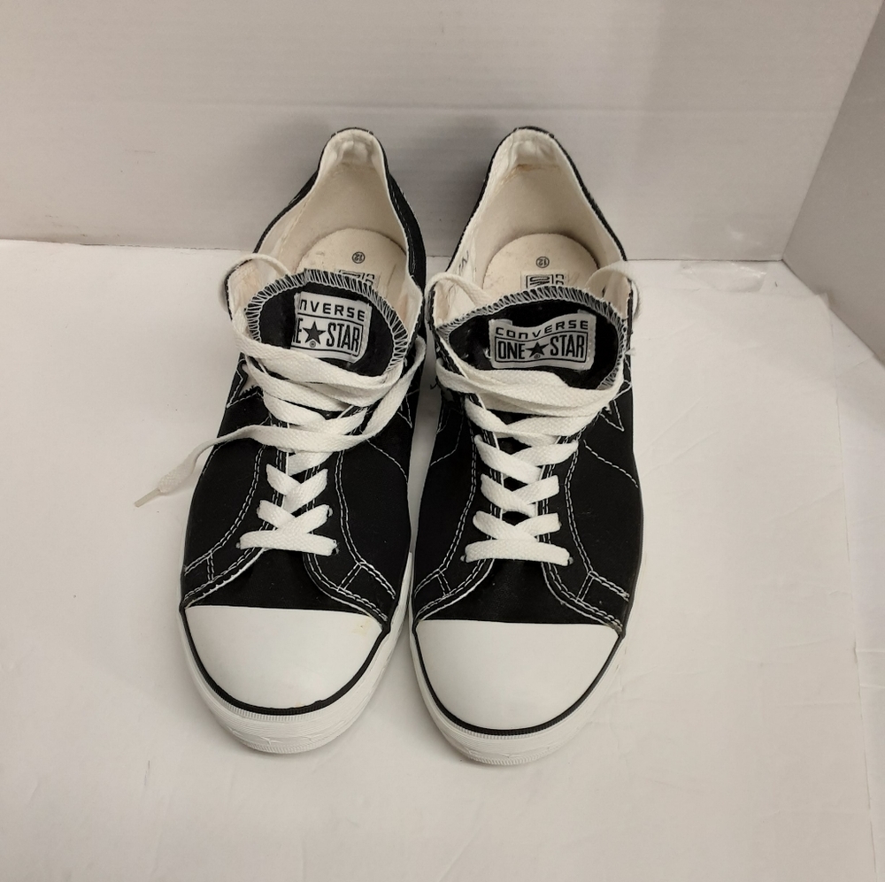 Vtg men black low cut Converse gym shoes, size 12